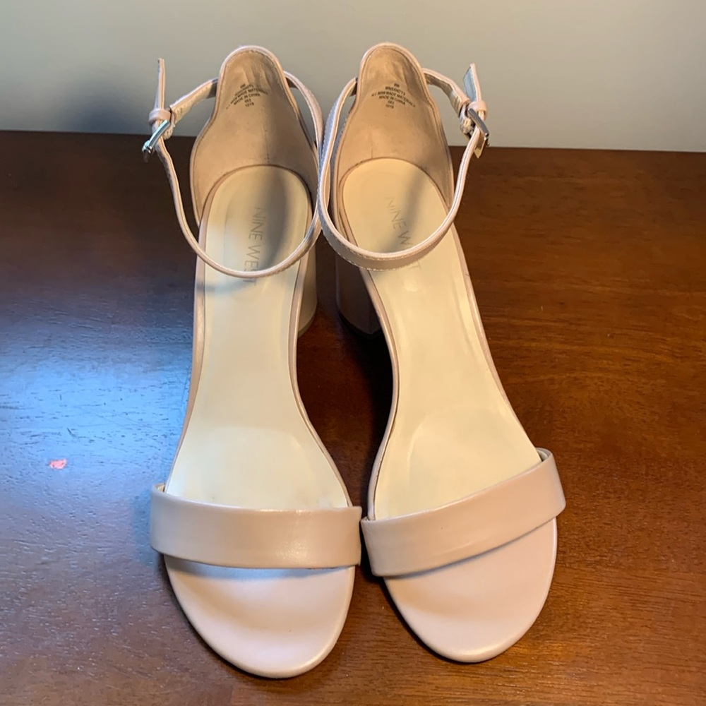 Nine West Nude Pumps Size 8.5 Bridesmaid Shoes